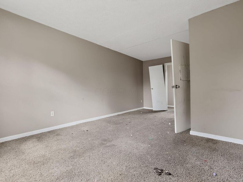 3328 Everson Road E, Columbus, OH 43232 Photo 14