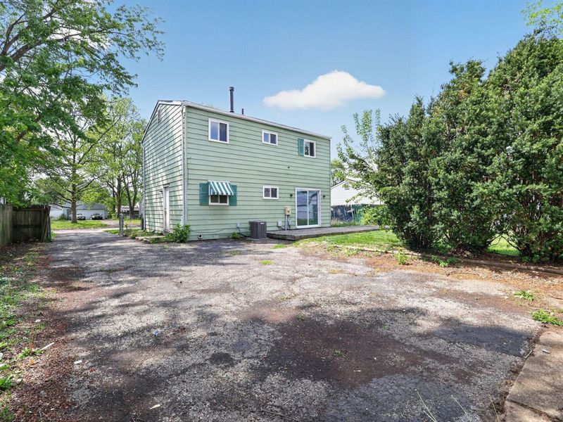 3328 Everson Road E, Columbus, OH 43232 Photo 3