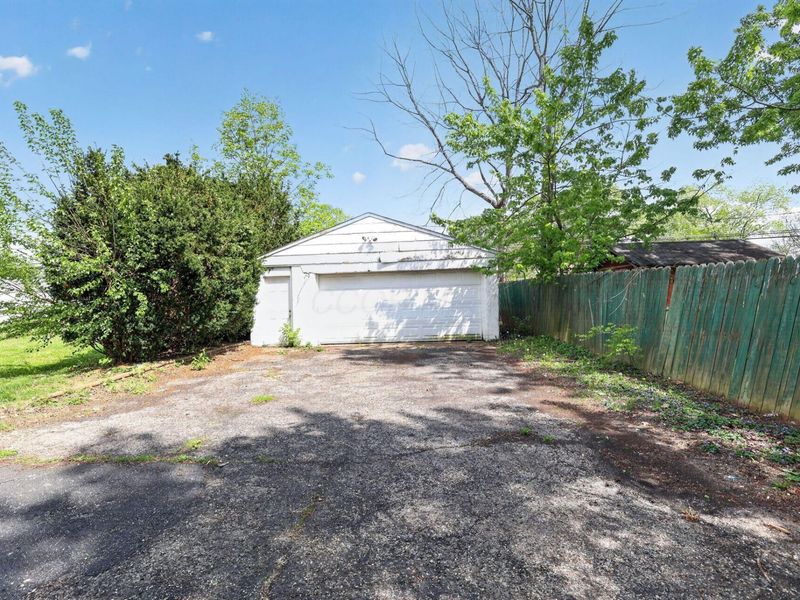 3328 Everson Road E, Columbus, OH 43232 Photo 7