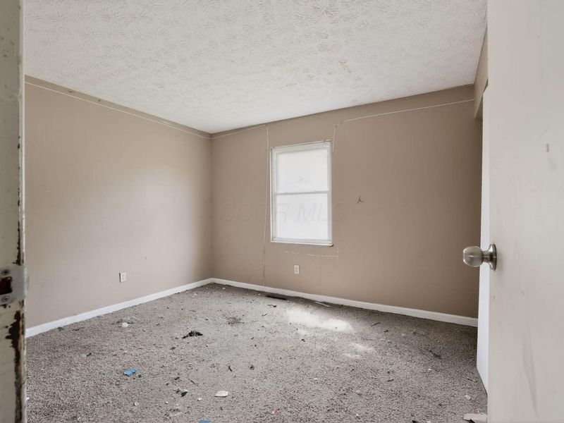 3328 Everson Road E, Columbus, OH 43232 Photo 9