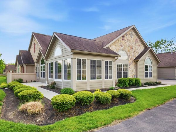 124 Jamie Lynn Circle , Pickerington, OH 43147