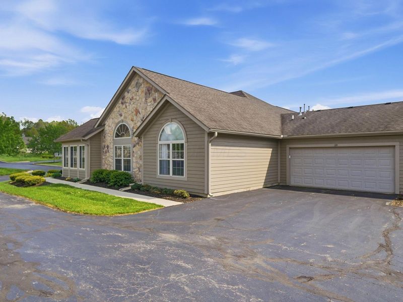124 Jamie Lynn Circle, Pickerington, OH 43147 Photo 3