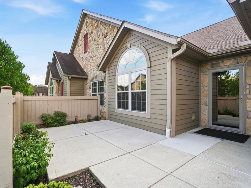 124 Jamie Lynn Circle, Pickerington, OH 43147 Photo 4