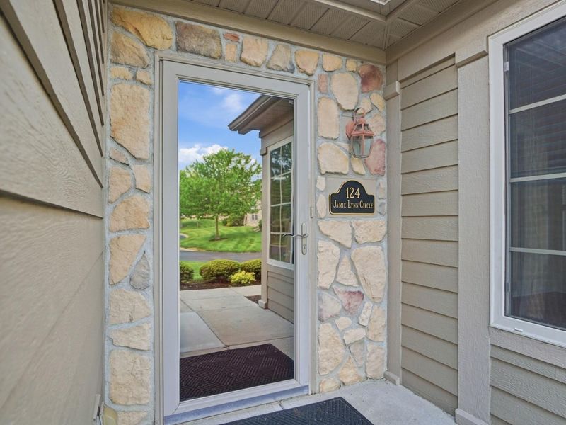 124 Jamie Lynn Circle, Pickerington, OH 43147 Photo 5