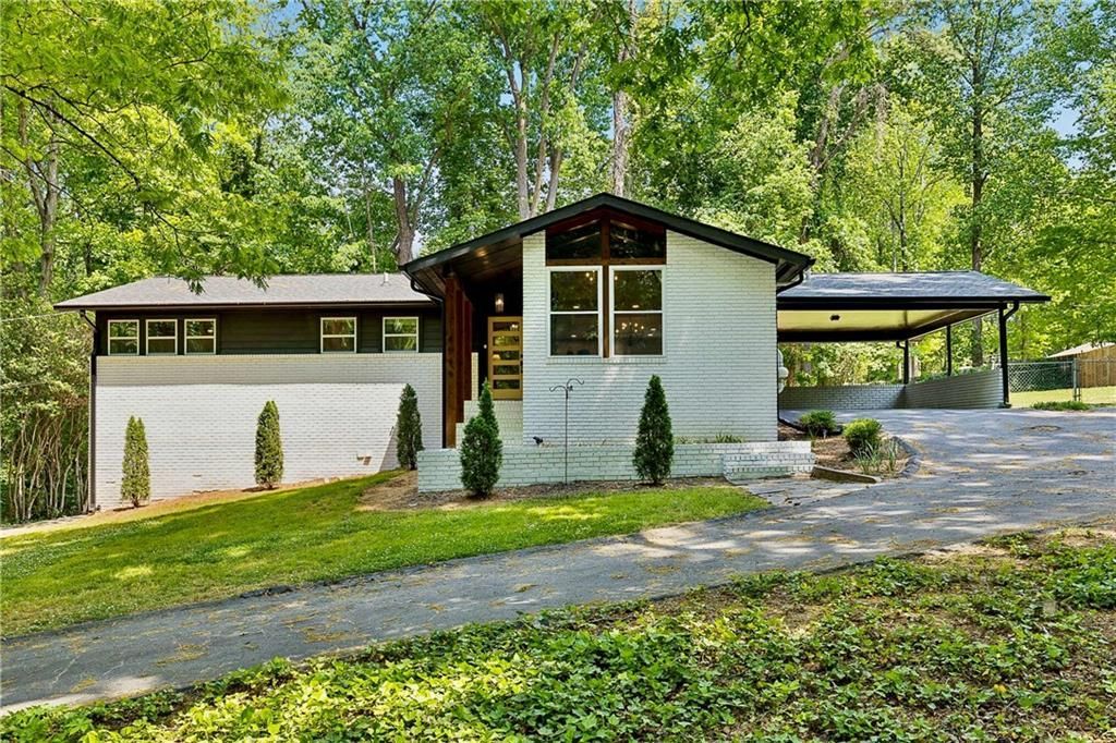 4599 Somerset Road Sw, Smyrna, GA 30082 Main Photo