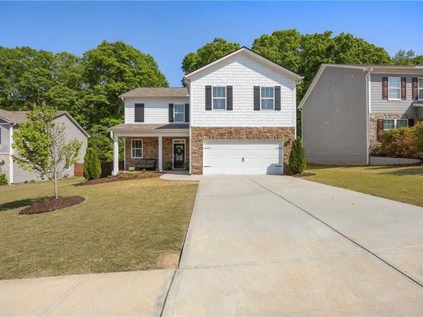 569 Starbuck Parkway, Pendergrass, GA 30567