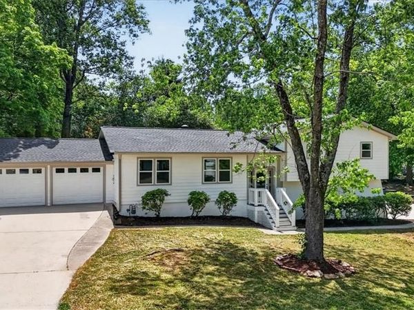 3070 Susan Court , Marietta, GA 30066