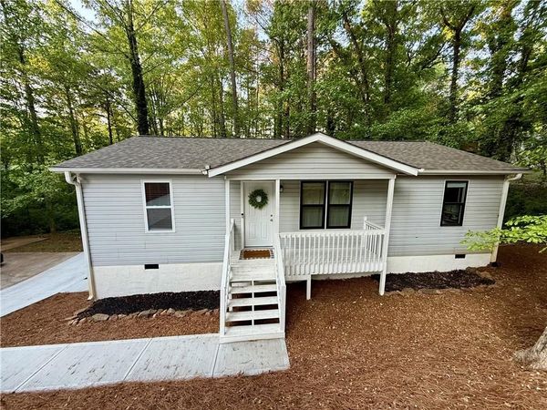 140 Rosewood Drive , Dallas, GA 30132