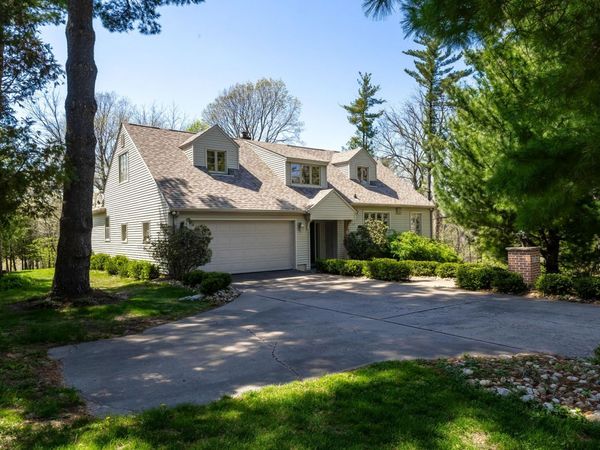 2120 31st Avenue , Rock Island, IL 61201