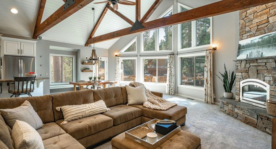 12465 Pine Forest Road, Truckee, CA 96161 Photo