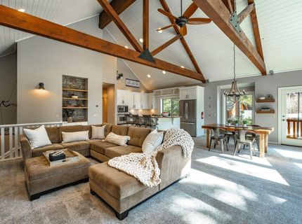 12465 Pine Forest Road, Truckee, CA 96161 Photo