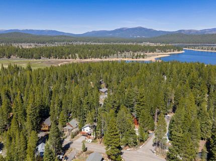 12465 Pine Forest Road, Truckee, CA 96161 Photo