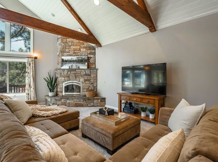 12465 Pine Forest Road, Truckee, CA 96161 Photo