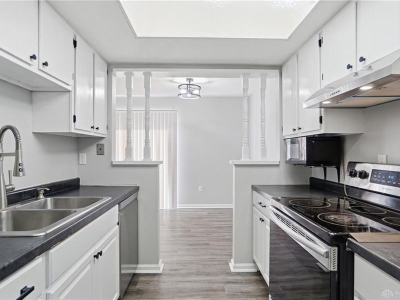 5520 Cobblegate Drive, Unit C, Dayton, OH 45449 Photo 14