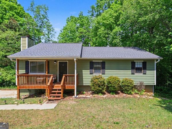 2271 Chestnut Place, Lithia Springs, GA 30122