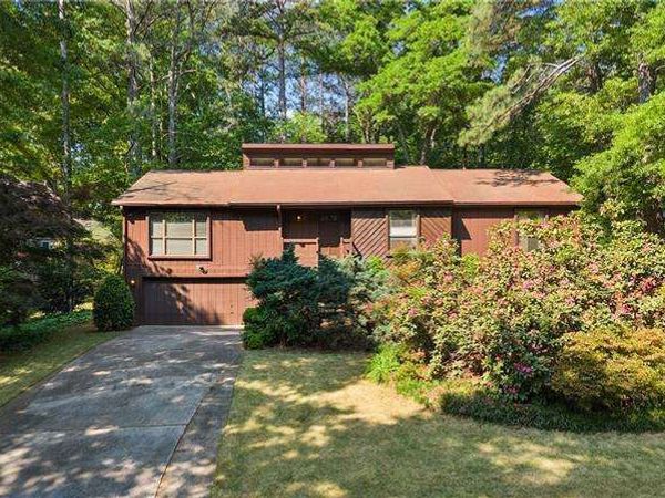 1530 Brookcliff Circle, Marietta, GA 30062