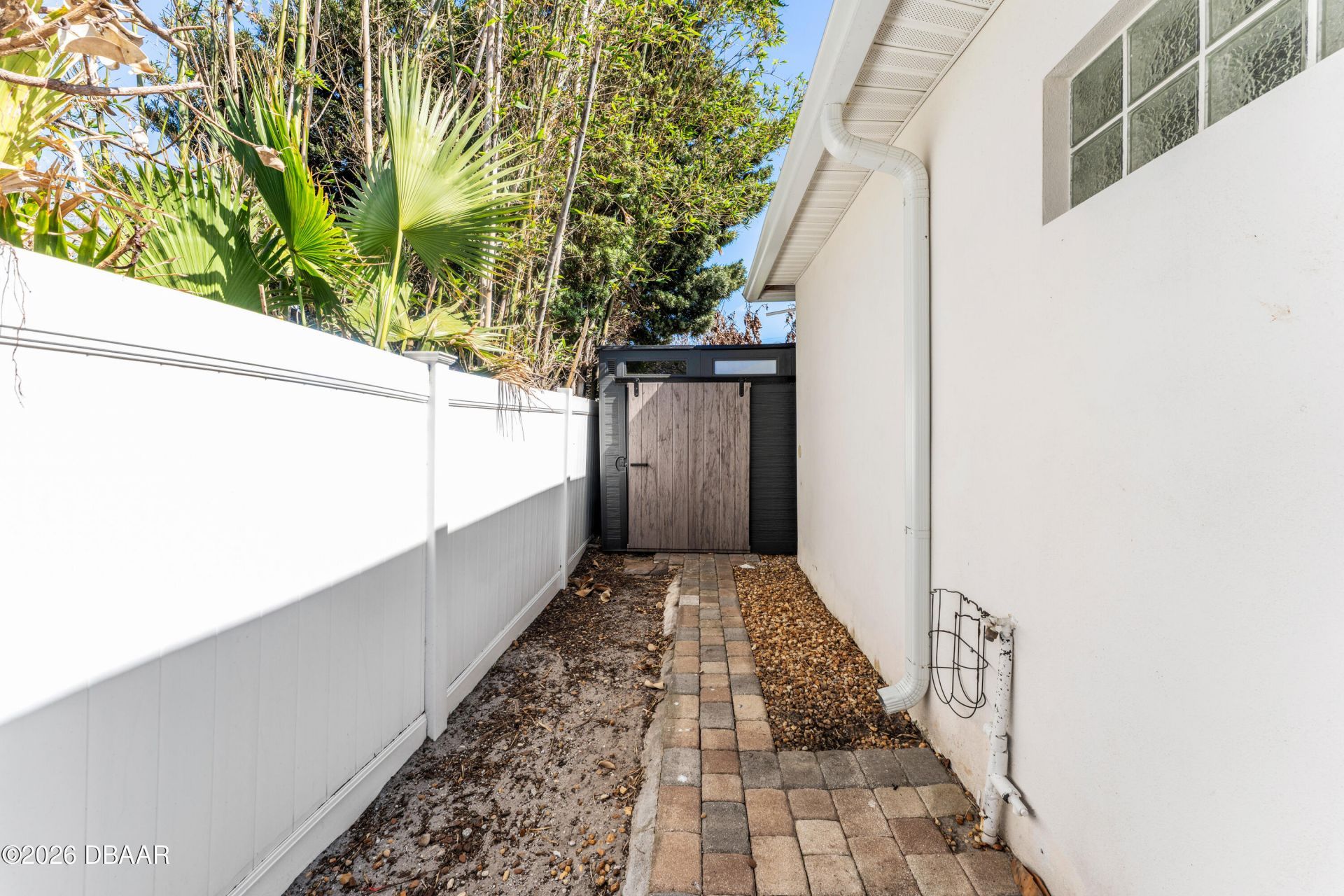 827 E 26th Avenue, New Smyrna Beach, FL 32169 Photo