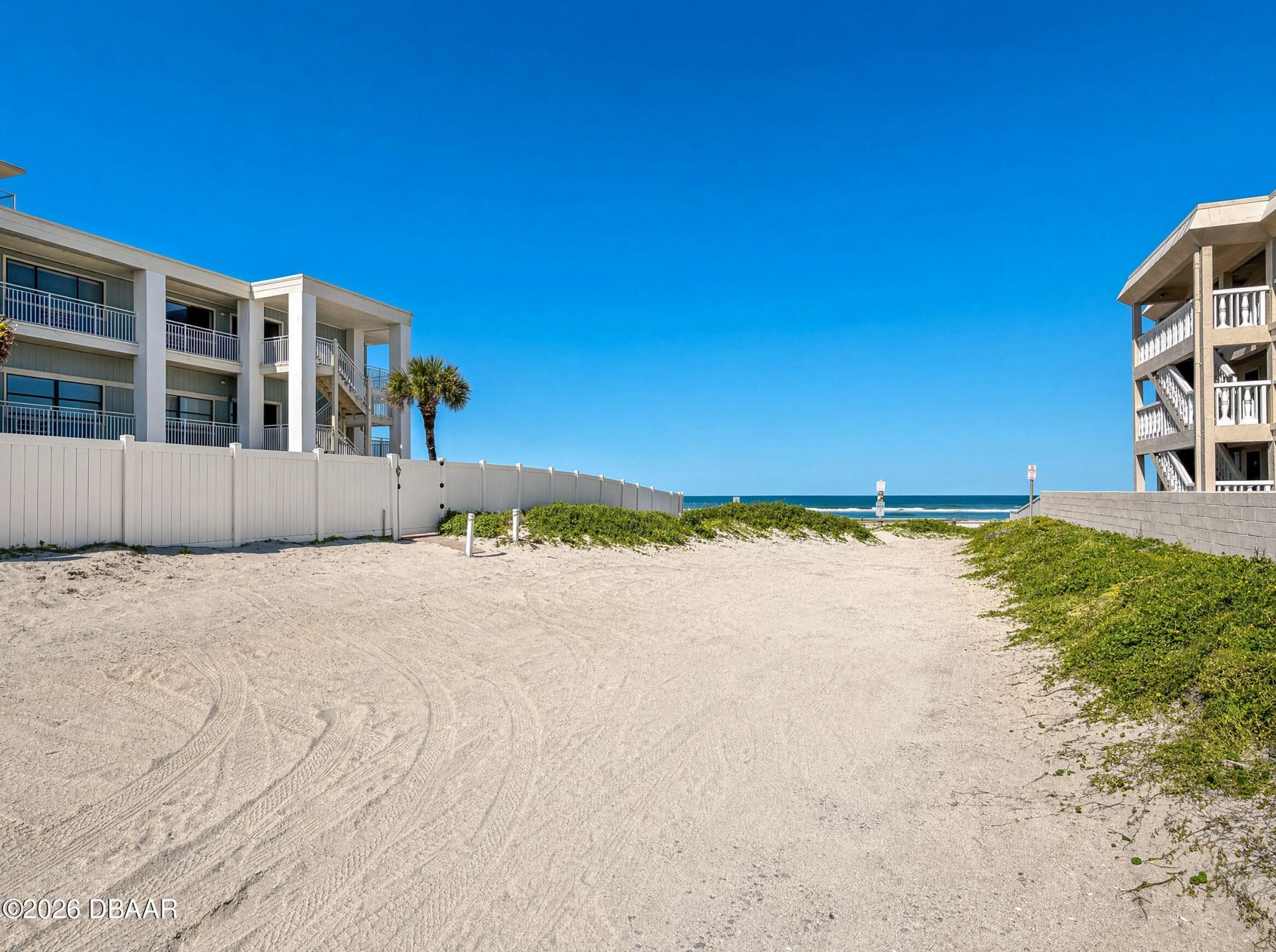 827 E 26th Avenue, New Smyrna Beach, FL 32169 Photo