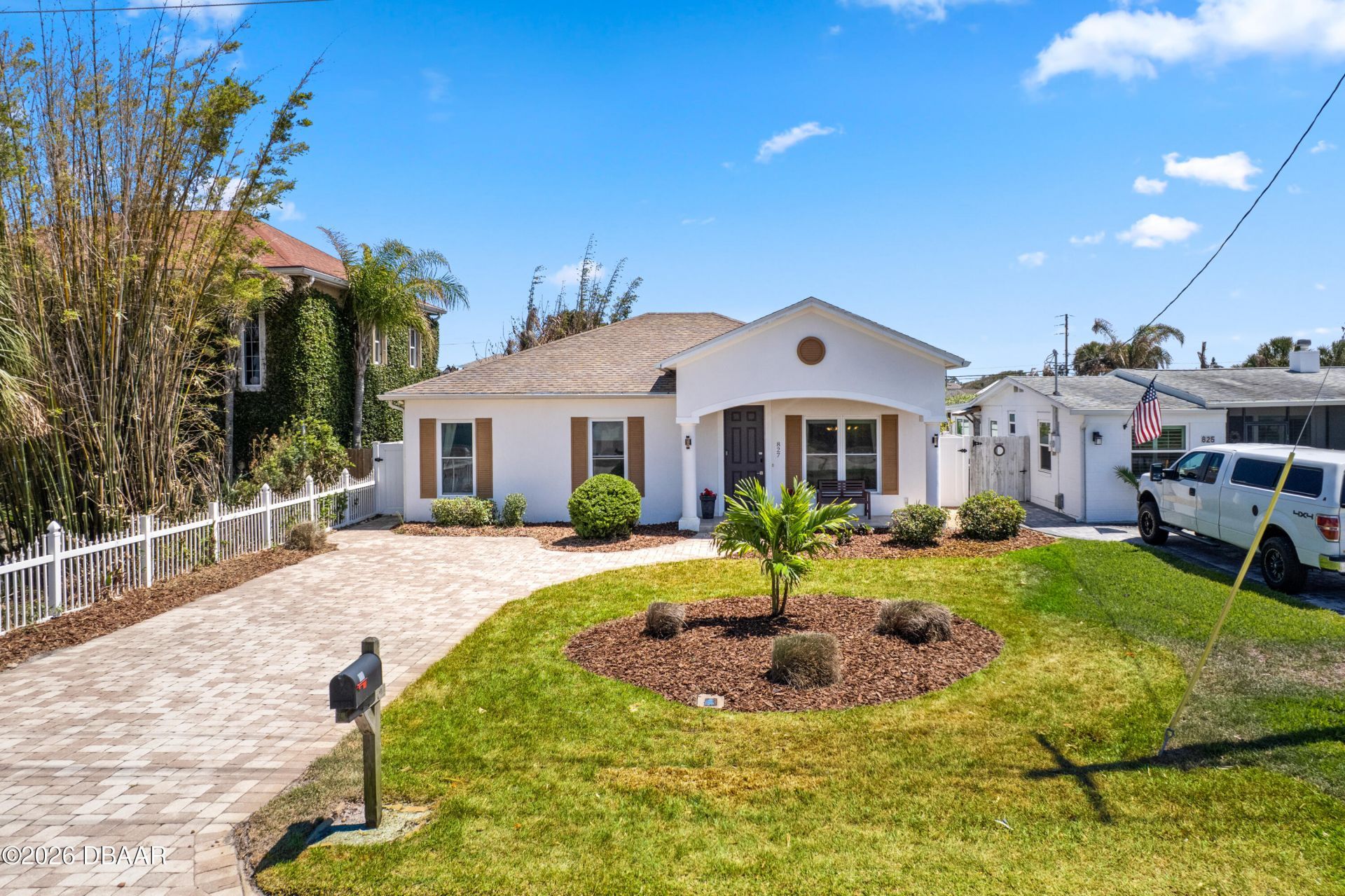 827 E 26th Avenue, New Smyrna Beach, FL 32169 Photo