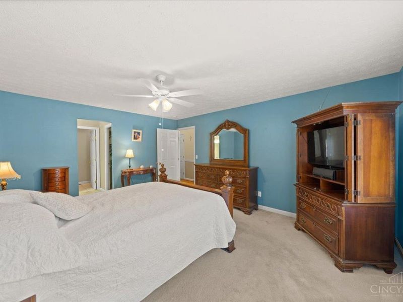3353 Diehl Road, Unit 34, Green Township, OH 45211 Photo 13