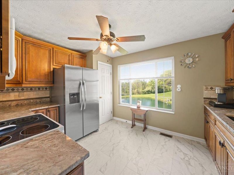 3353 Diehl Road, Unit 34, Green Township, OH 45211 Photo 7