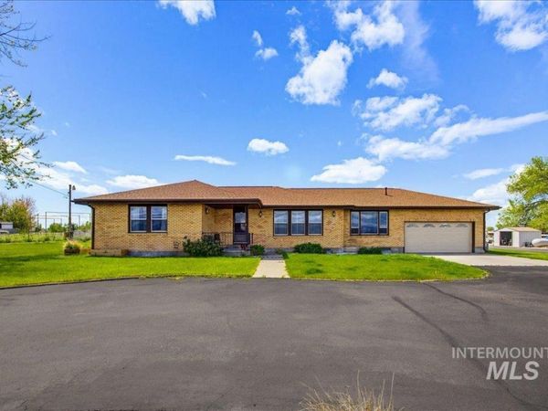 1901 S Ten Mile Rd, Meridian, ID 83642