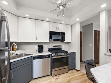 6650 Vernon Avenue S, Unit 116, Edina, MN 55436