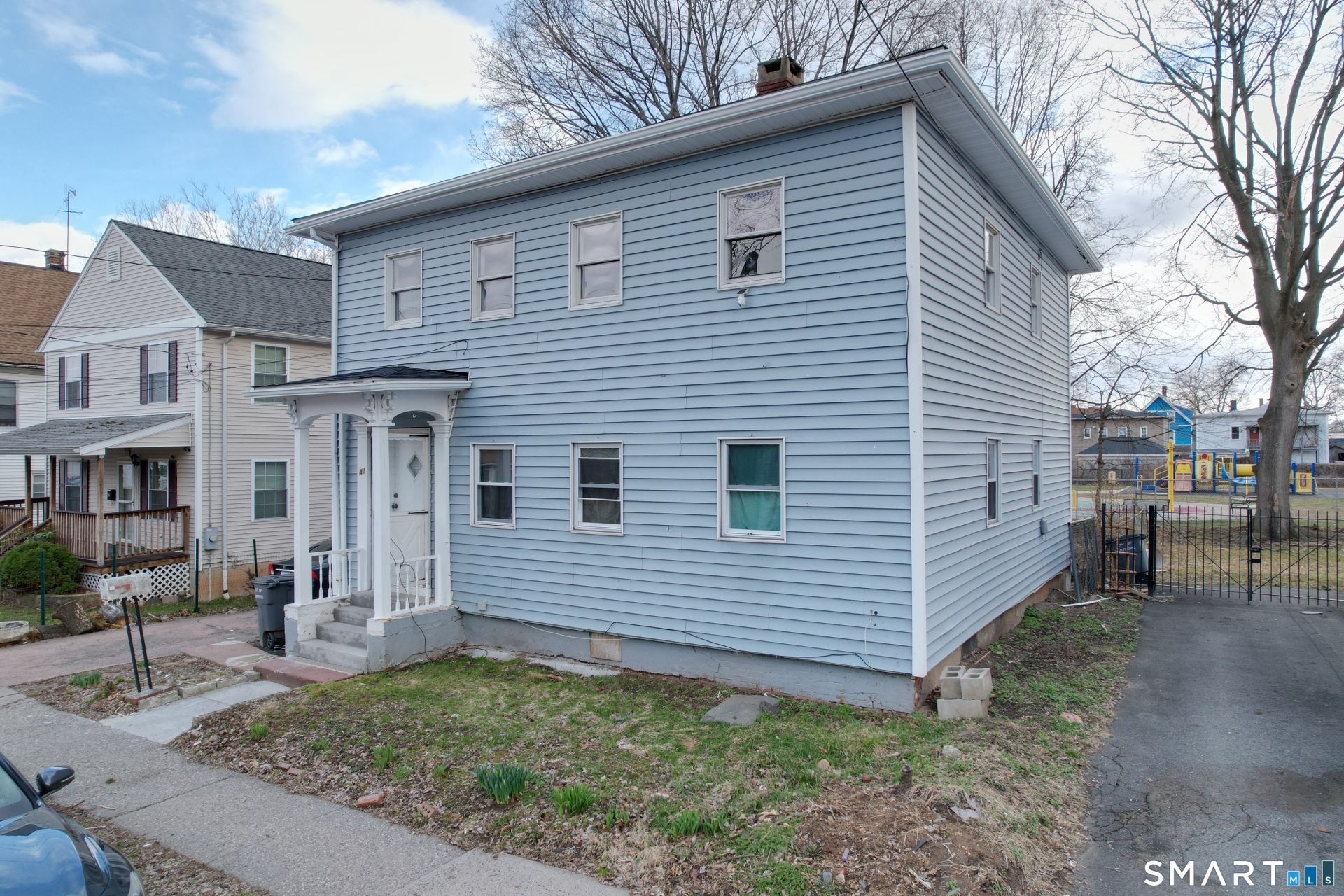 41 Loomis, Hartford, CT 06120 Main Photo