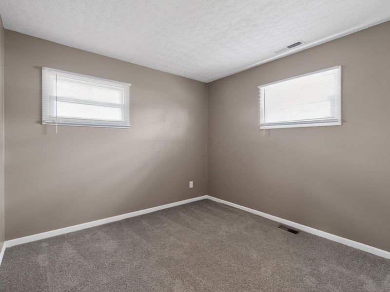 1920 Marsdale Avenue , Columbus, OH 43223 Photo 14