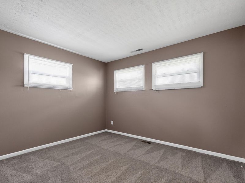 1920 Marsdale Avenue , Columbus, OH 43223 Photo 15