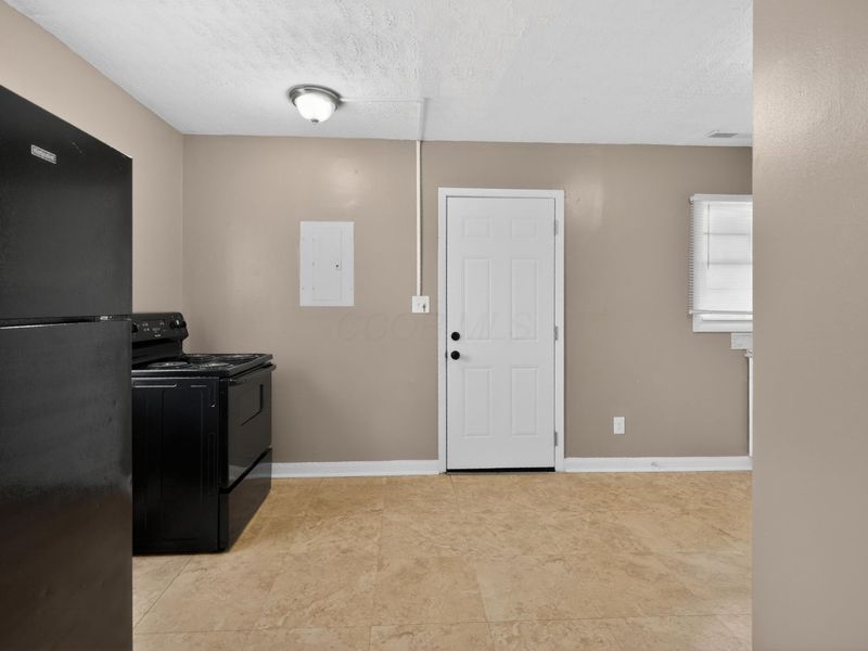 1920 Marsdale Avenue , Columbus, OH 43223 Photo 20