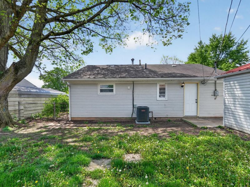 1920 Marsdale Avenue , Columbus, OH 43223 Photo 8