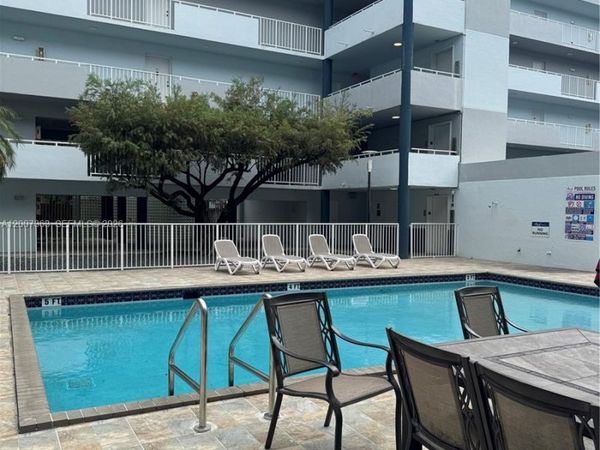 8261 NW 8th St , Unit 130, Miami, FL 33126