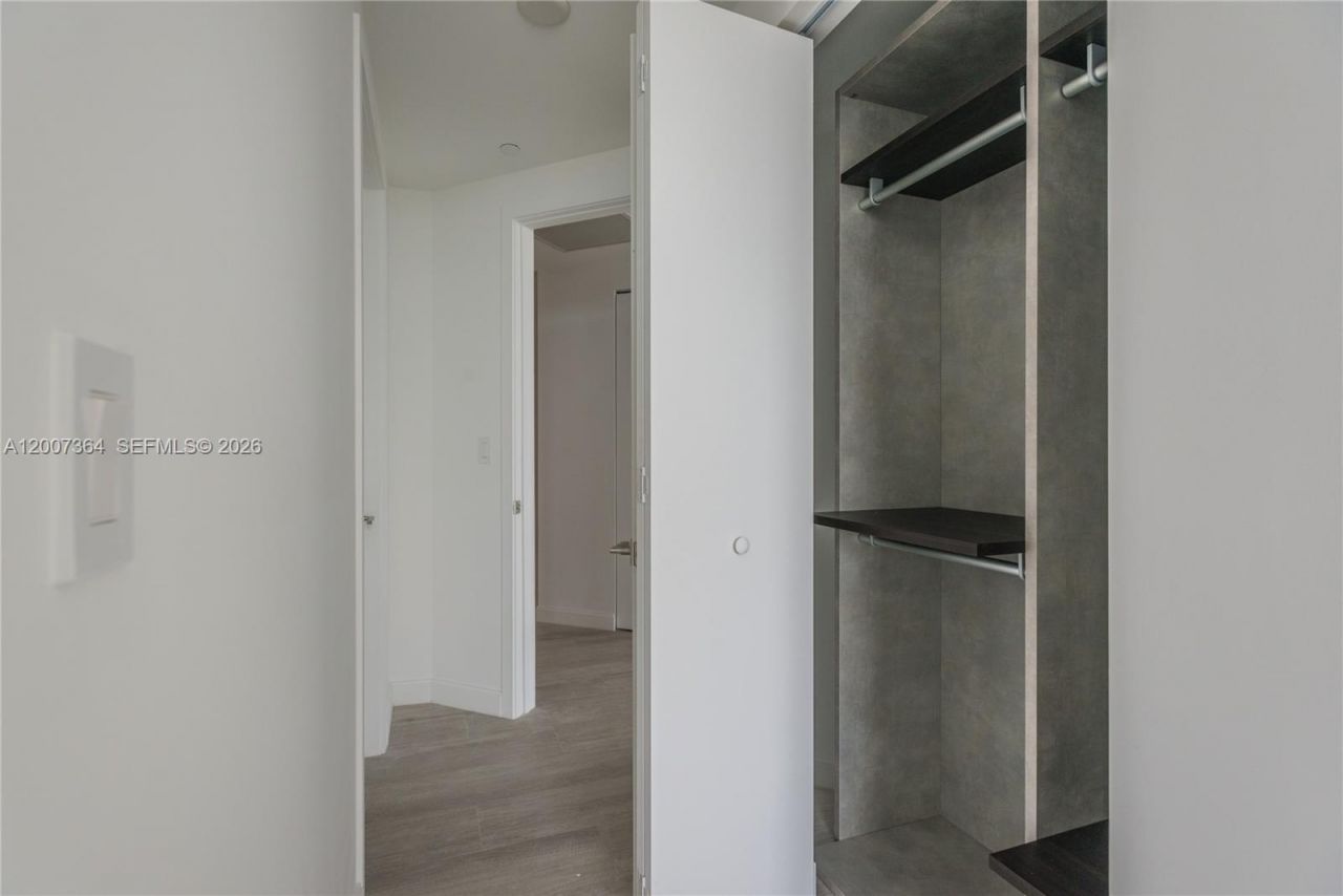 55 SW 9 St, Unit 3606, Miami, FL 33129 Photo