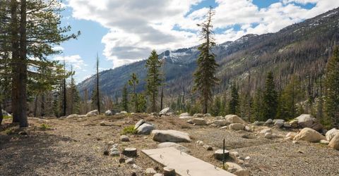 2060 Huckleberry Heights, Twin Bridges, CA 95735 Photo