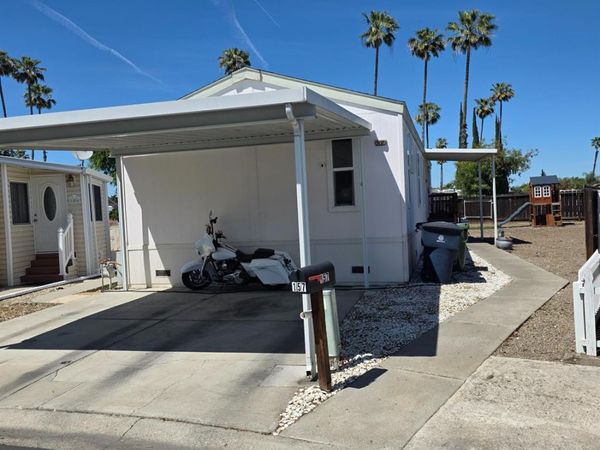 2929 N MacArthur Dr #157, Tracy, CA 95376