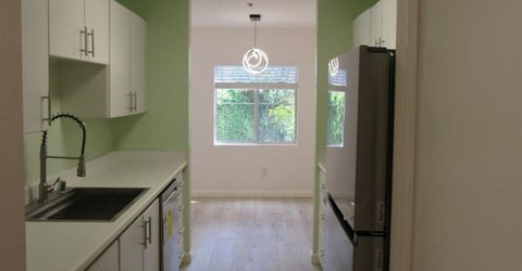 535 Pierce St #5414, Unit 5414, Albany, CA 94706 Photo