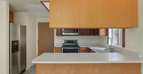 1204 Dezzani Ln, Modesto, CA 95358 Photo