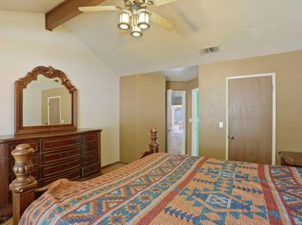 1204 Dezzani Ln, Modesto, CA 95358 Photo