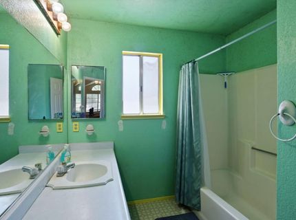 1204 Dezzani Ln, Modesto, CA 95358 Photo