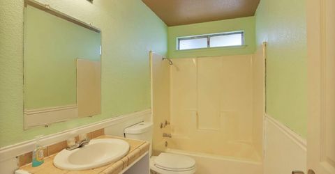 1204 Dezzani Ln, Modesto, CA 95358 Photo