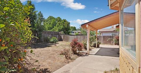 1204 Dezzani Ln, Modesto, CA 95358 Photo