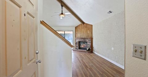 1204 Dezzani Ln, Modesto, CA 95358 Photo