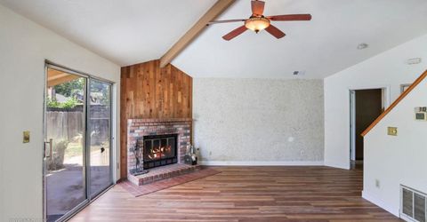 1204 Dezzani Ln, Modesto, CA 95358 Photo