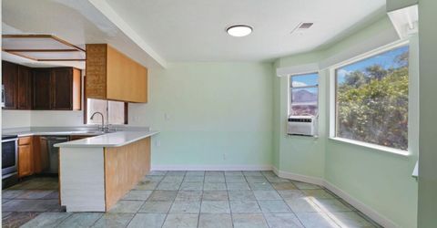 1204 Dezzani Ln, Modesto, CA 95358 Photo