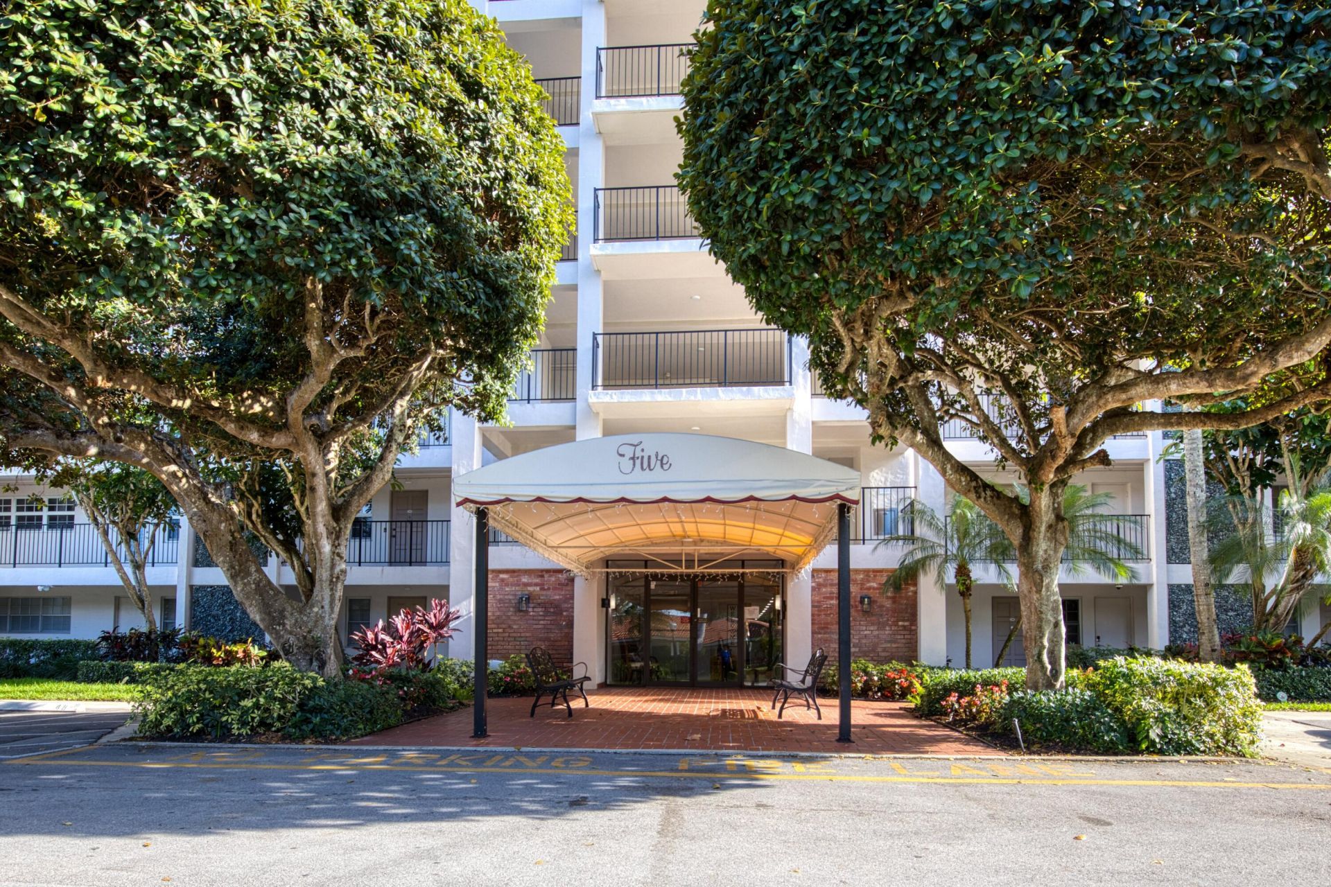2950 N Palm Aire Drive, Unit 205, Pompano Beach, FL 33069 Photo