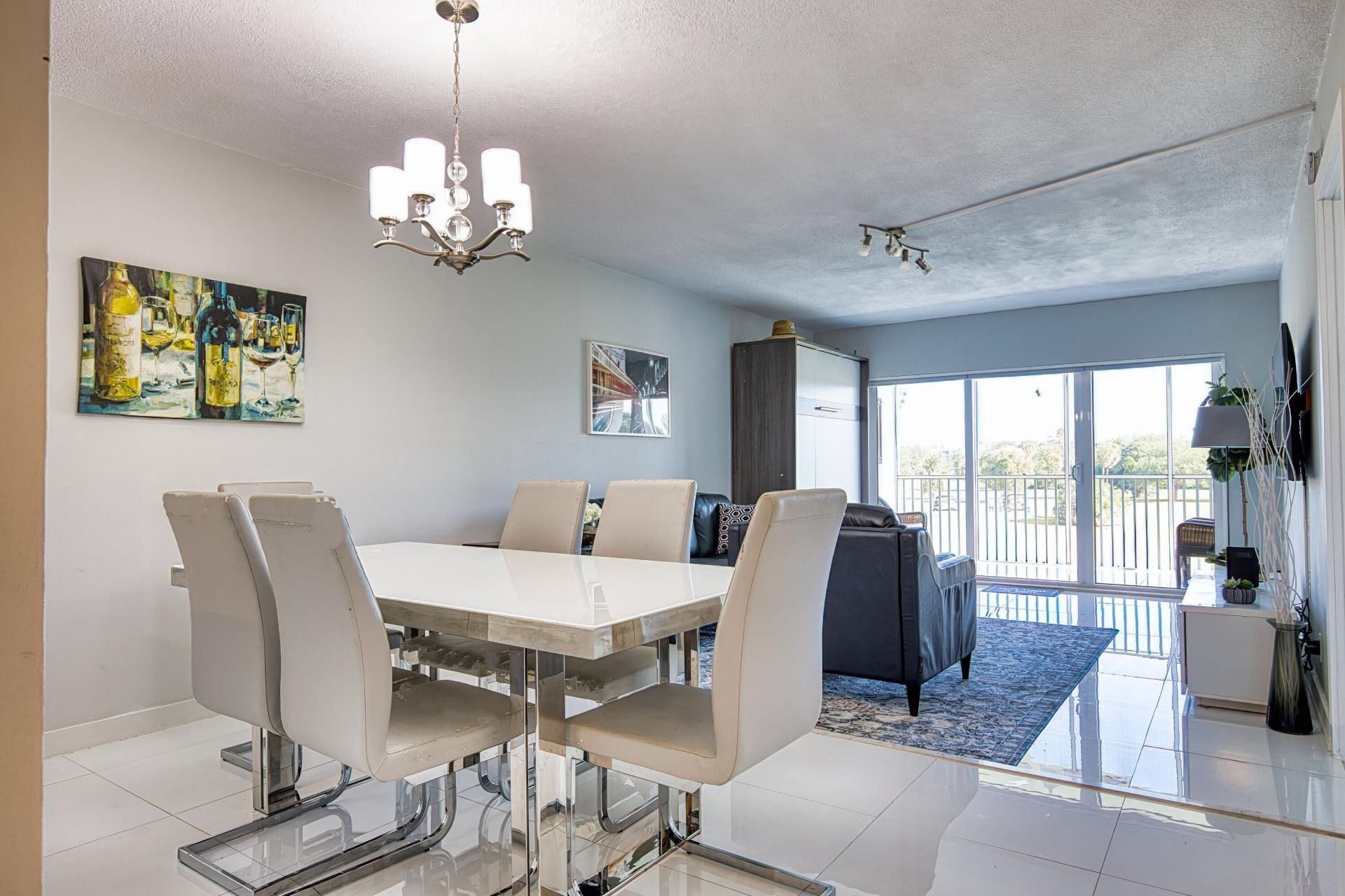 2950 N Palm Aire Drive, Unit 205, Pompano Beach, FL 33069 Photo