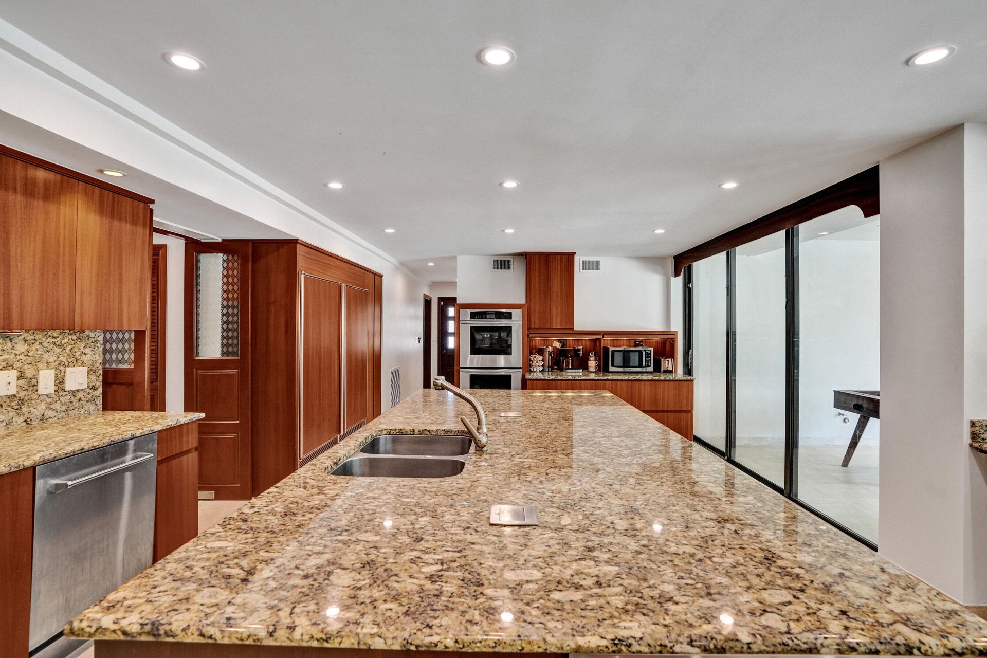 2441 SW 28th Avenue, Fort Lauderdale, FL 33312 Photo