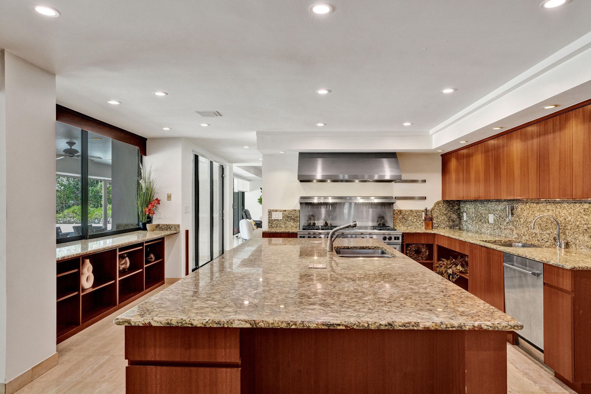 2441 SW 28th Avenue, Fort Lauderdale, FL 33312 Photo
