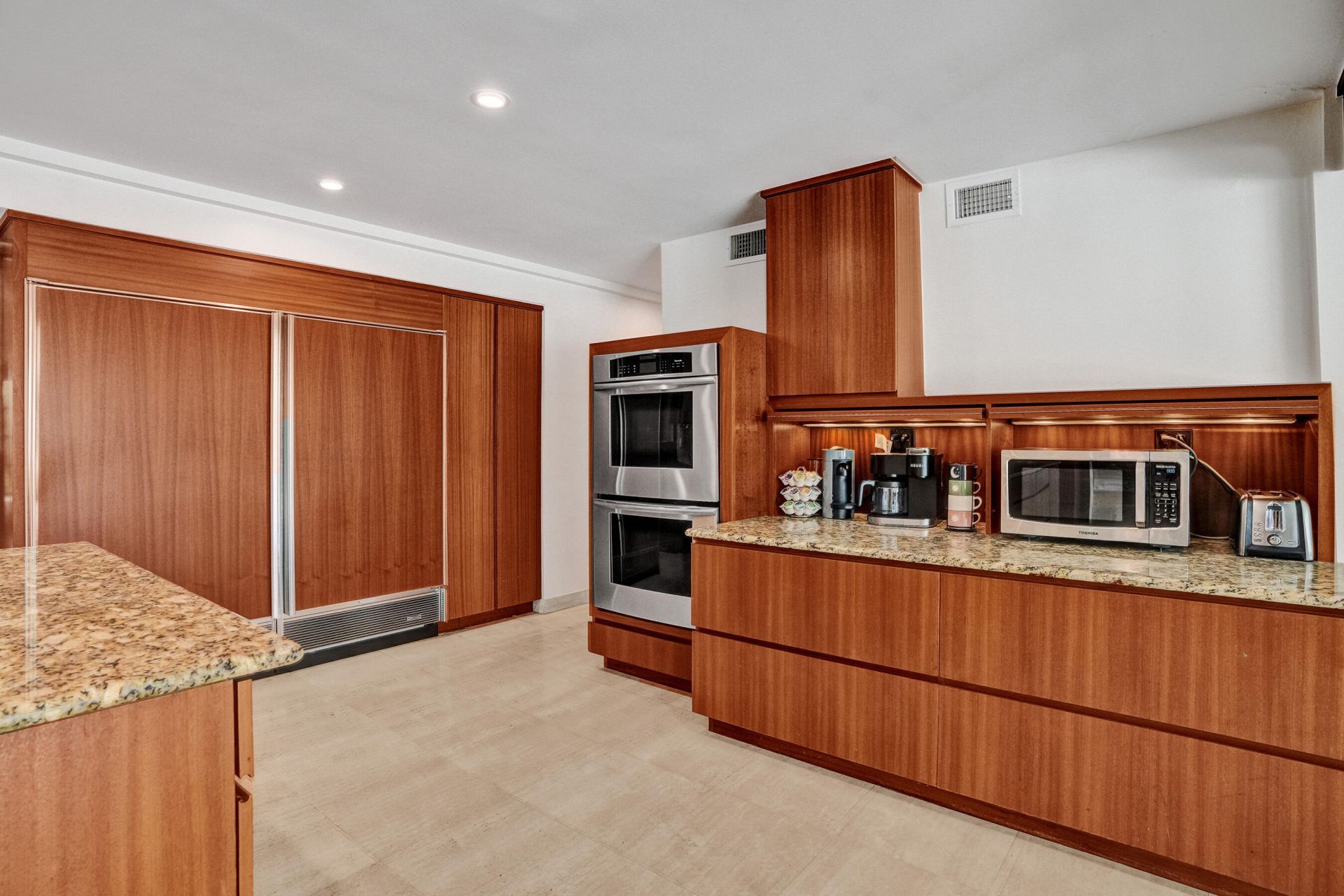2441 SW 28th Avenue, Fort Lauderdale, FL 33312 Photo